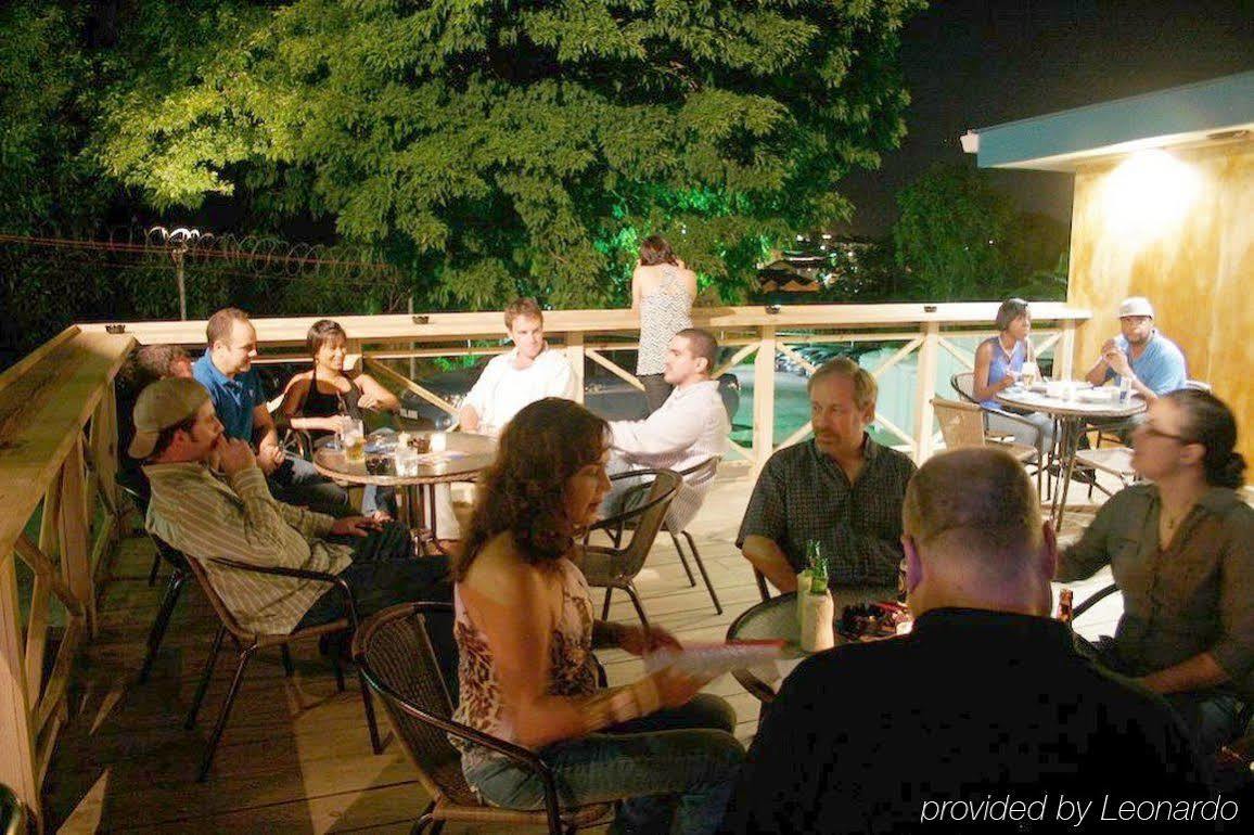 Tradewinds Hotel San Fernando Étterem fotó